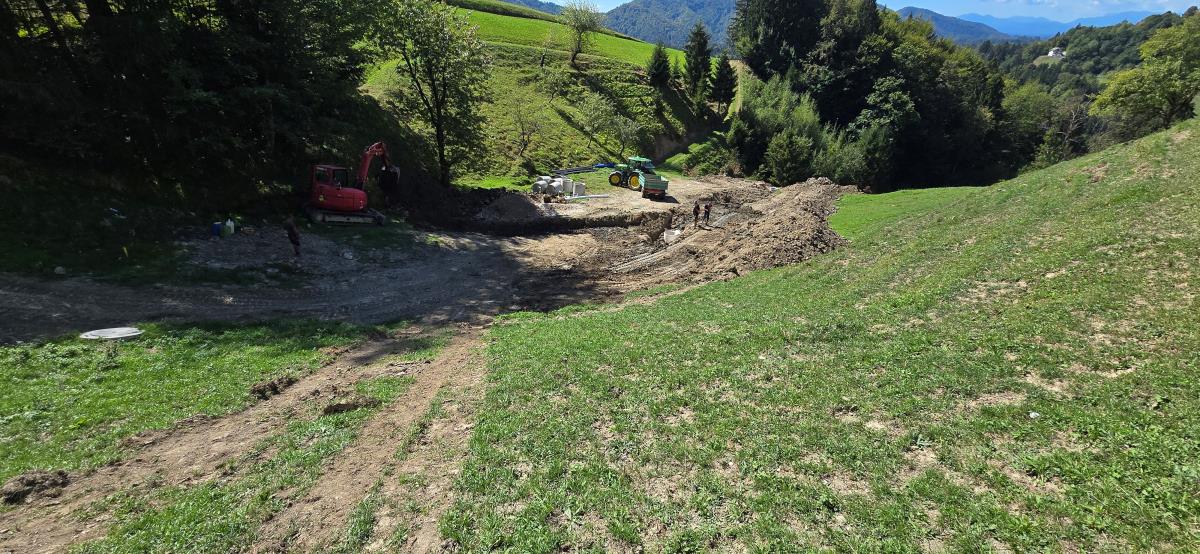 Sanacija plazu na cesta Praproče–Mejaš